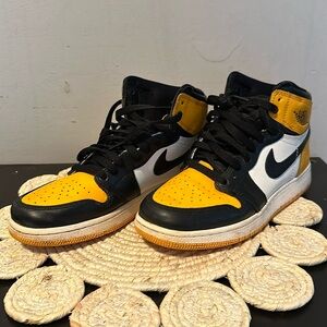Nike Air Jordan 1 Retro High OG GS Yellow
